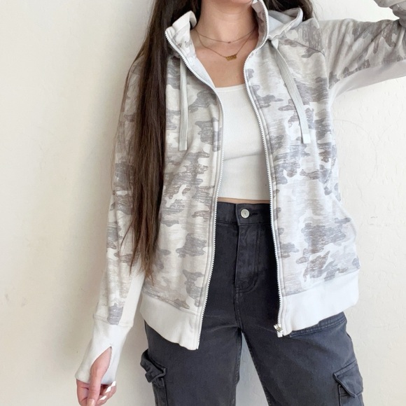 Athleta Triumph Grey Camo Zip Up Hoodie Jacket - Picture 1 of 8